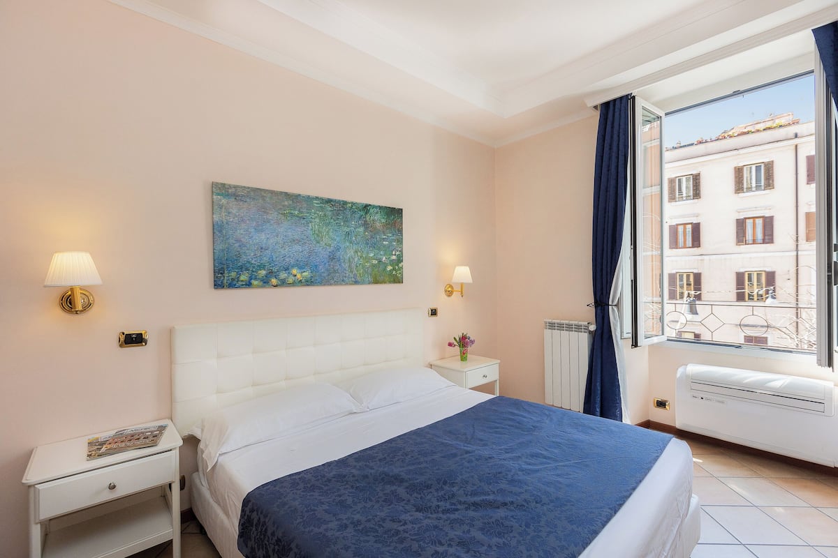 Coffres-forts dans les chambres, Wi-Fi gratuit