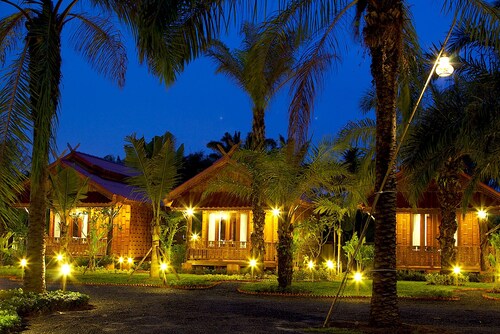 Thalane Palm Paradise Resort