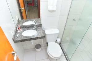 Shower, free toiletries, towels, soap