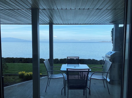 One Bedroom Ocean View - Sleeps 4 | Individually decorated, individually furnished, iron/ironing board