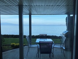 One Bedroom Ocean View - Sleeps 4