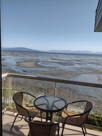 Two Bedroom Oceanfront - Sleeps 6 | Individually decorated, individually furnished, iron/ironing board