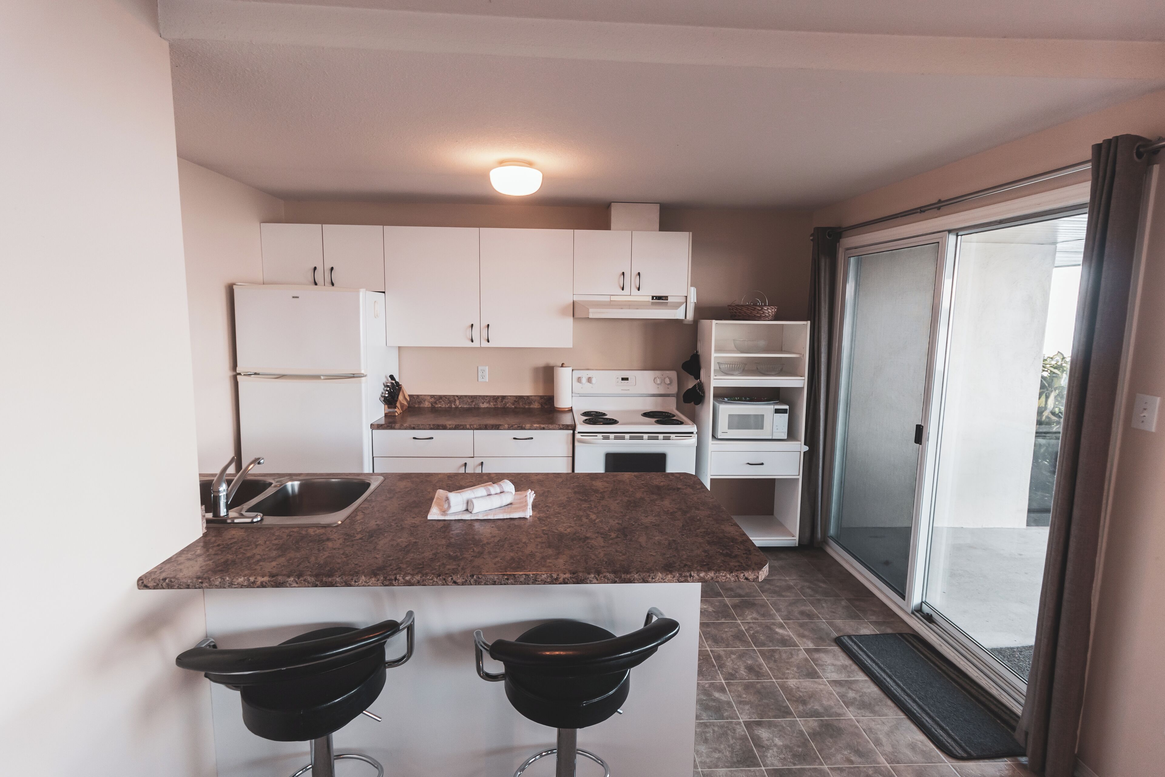 one bedroom ocean view - sleeps 4 | private kitchen | fridge, microwave, coffee/tea maker