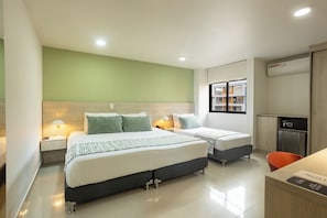 Standard Triple Room | In-room safe, desk, laptop workspace, soundproofing