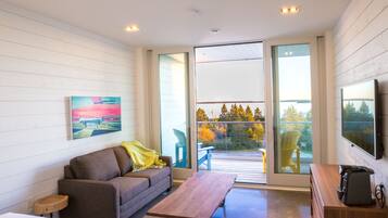 1 Schlafzimmer, hochwertige Bettwaren, Bügeleisen/Bügelbrett