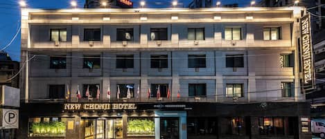 Facciata della struttura