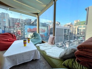 Kamar Keluarga, kamar mandi pribadi | Teras/patio