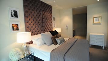 Two Bedroom Apartment  | 2 bedrooms, premium bedding, iron/ironing board, free WiFi