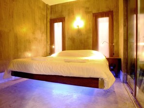 Premium bedding, pillowtop beds, in-room safe, free WiFi - The Cave Studio Samui (Koh Samui)