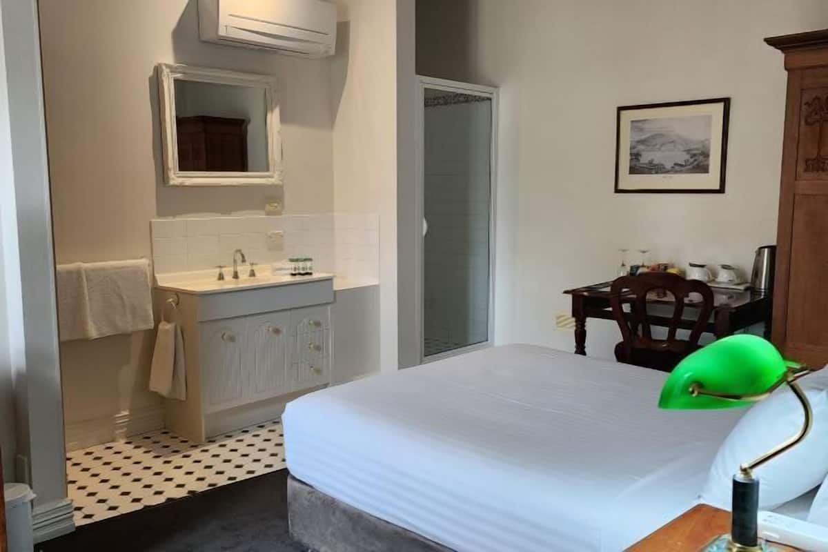 1 slaapkamer, luxe beddengoed, individueel gedecoreerd