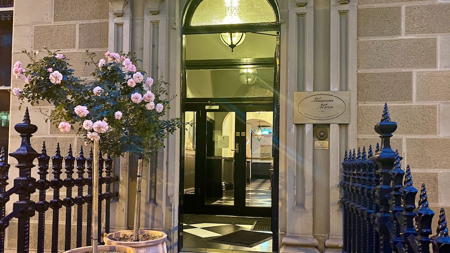 The Macquarie Hotel