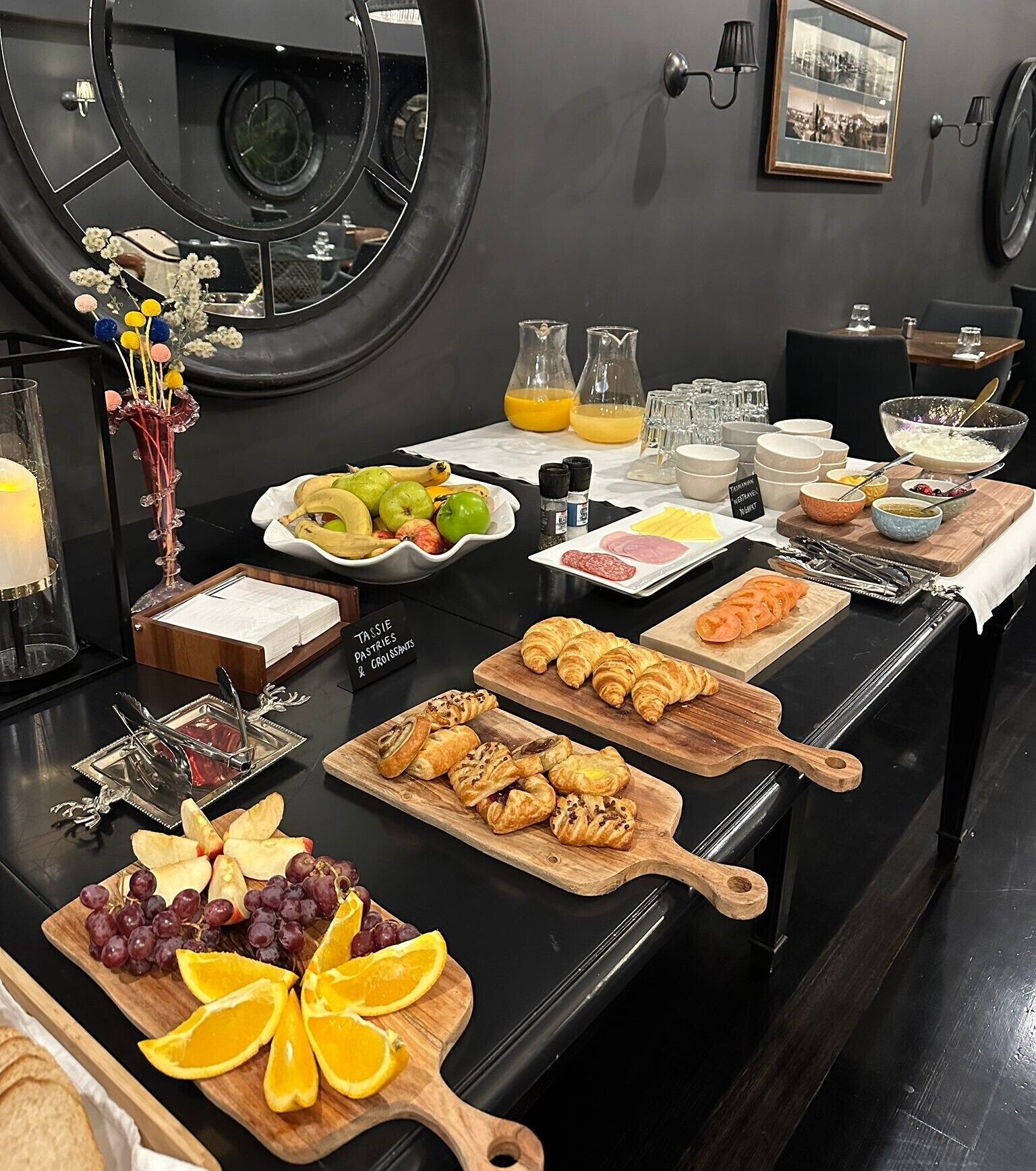 Free daily continental breakfast