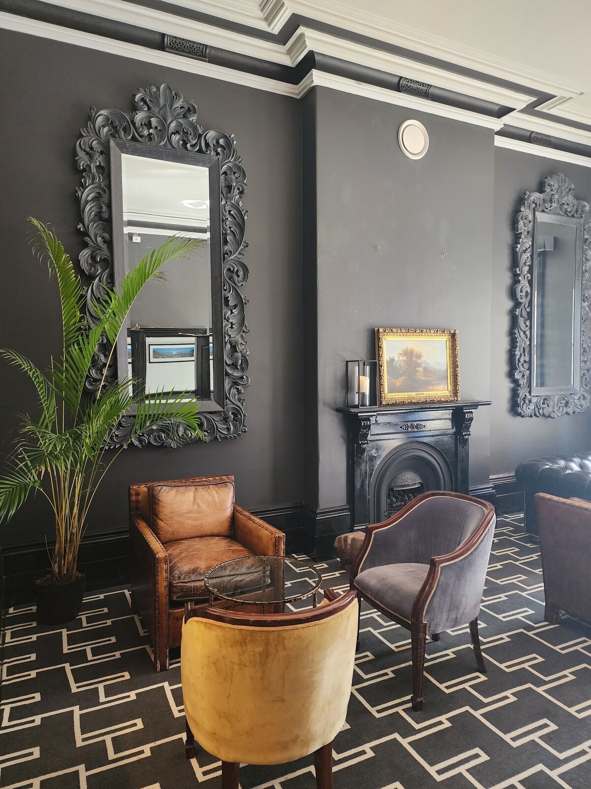 The Macquarie Hotel