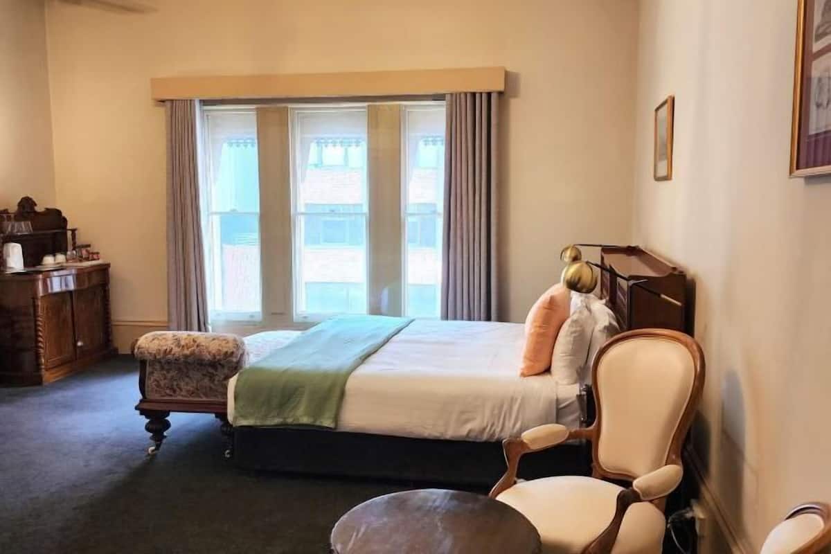 1 slaapkamer, luxe beddengoed, individueel gedecoreerd
