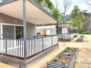Deluxe 2 Bedroom Cabin - Sleeps 6 | View from room