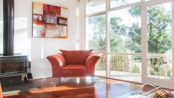 Three Bedroom House | Living room
