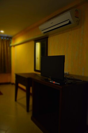 Standard Triple Room | Room amenity