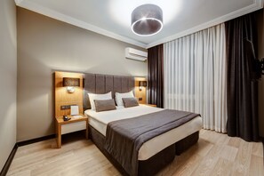 Minibar, coffre-fort, accès au Wi-Fi (inclus)
