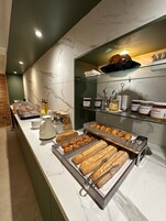 Daily buffet breakfast for a fee