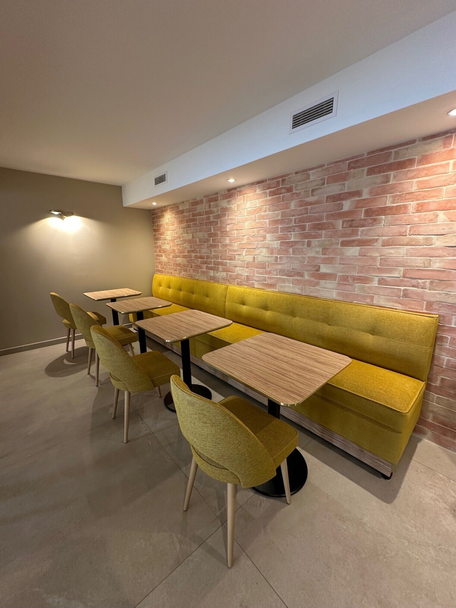 Foto - Hôtel Le Médiéval Palais des Papes