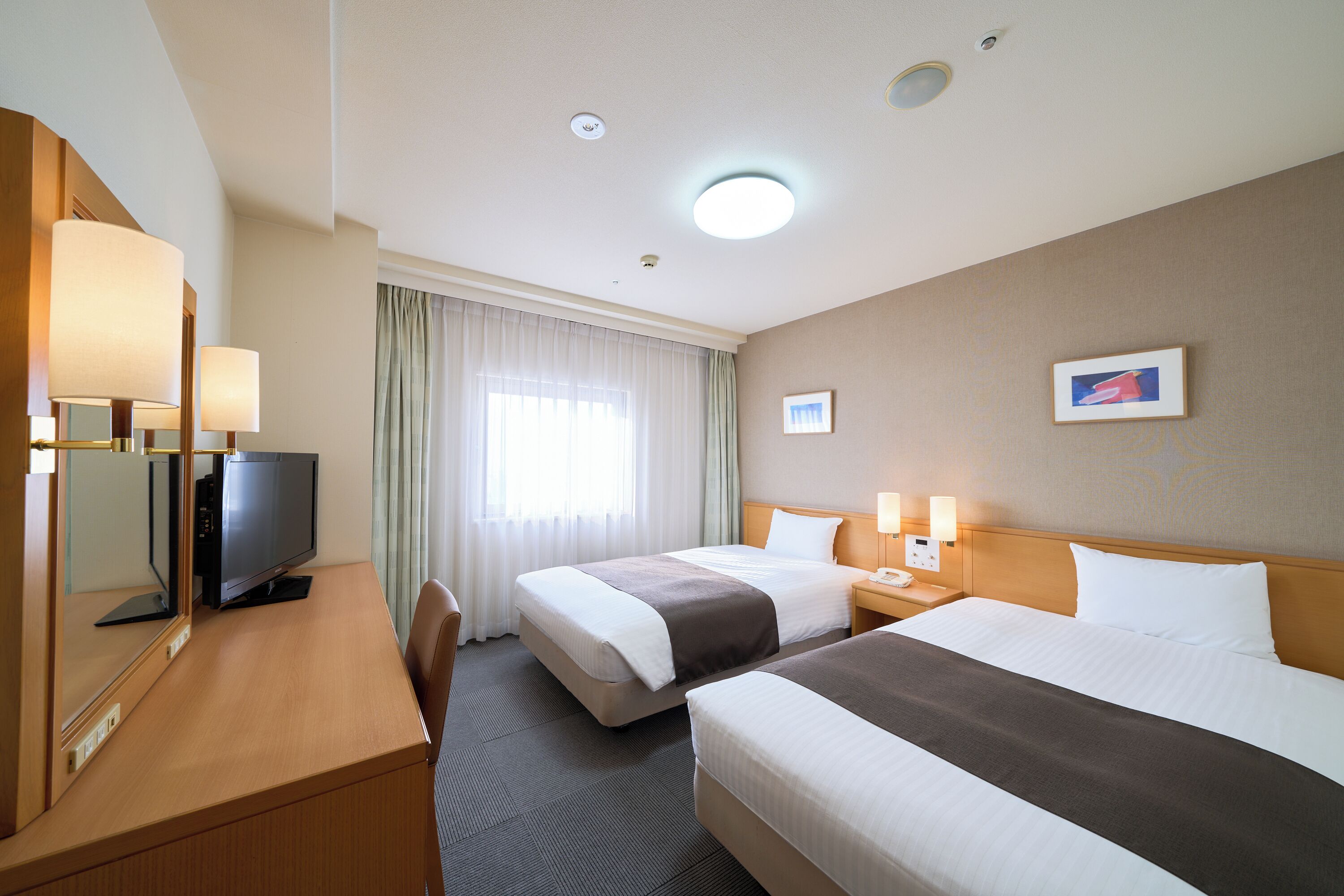 Bureau, Wi-Fi gratuit, draps fournis