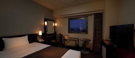 Desk, free WiFi, bed sheets