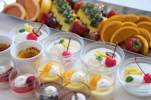 Daily buffet breakfast for a fee - Hotel Hokke Club Hakodate (Hakodate)