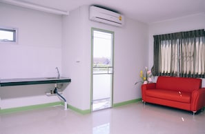 Kamar Mewah | Area keluarga | TV