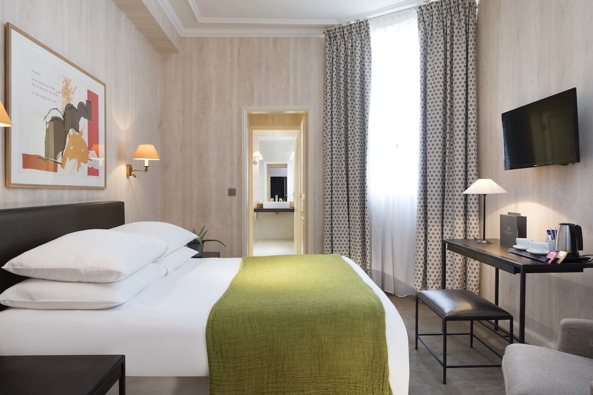 Prestige Double Room Courtyard View