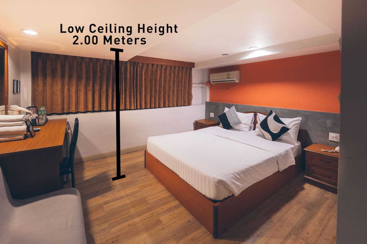 Economy Double Room | In-room safe, free WiFi, bed sheets