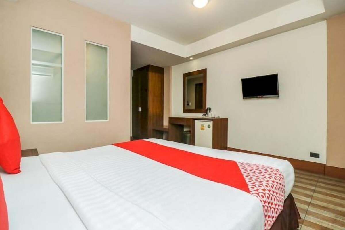 Minibar, Schreibtisch, kostenloses WLAN, Bettwäsche