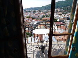 Caja de seguridad en la habitación y camas plegables/adicionales 