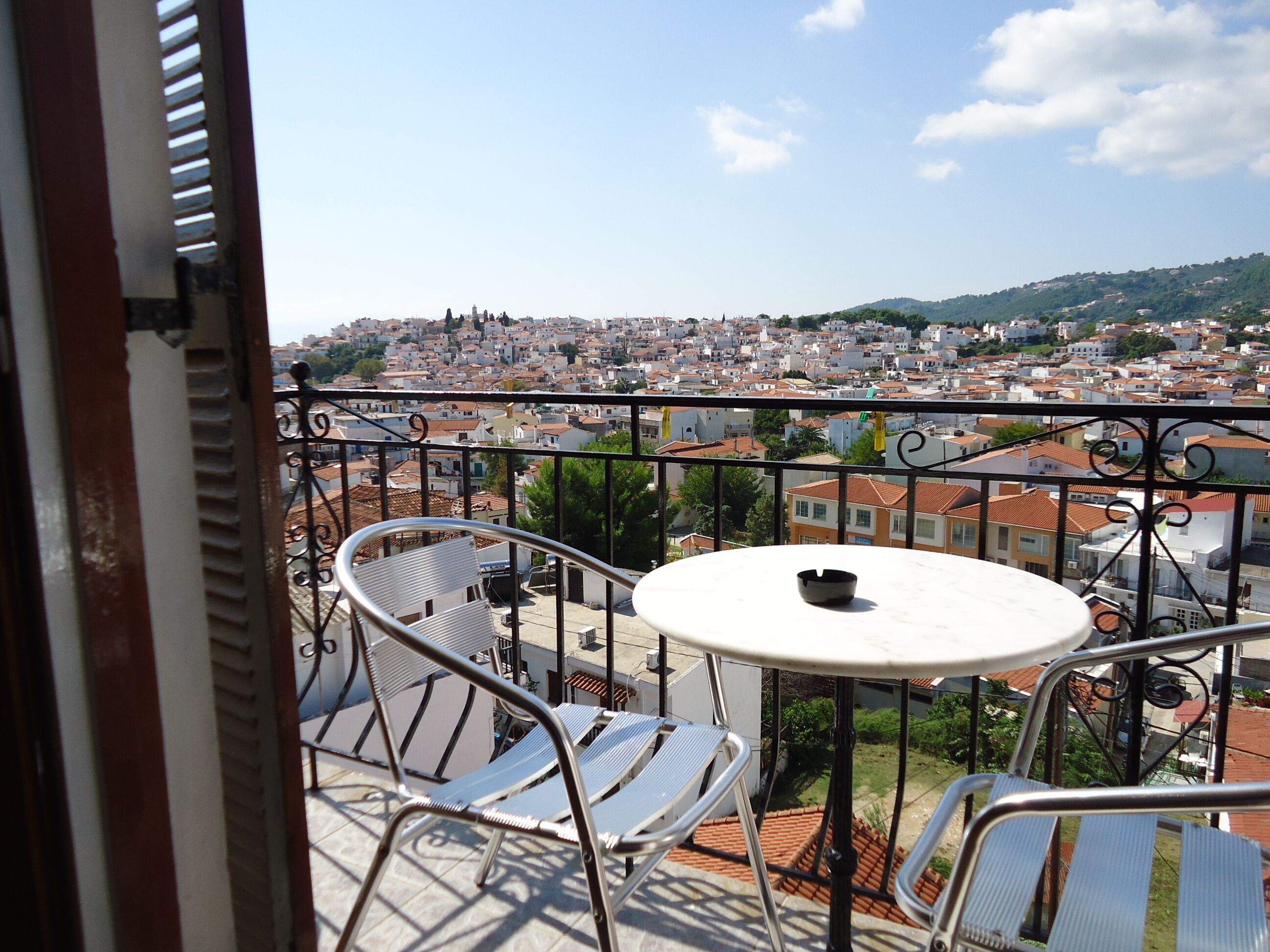 twin room | balcony view