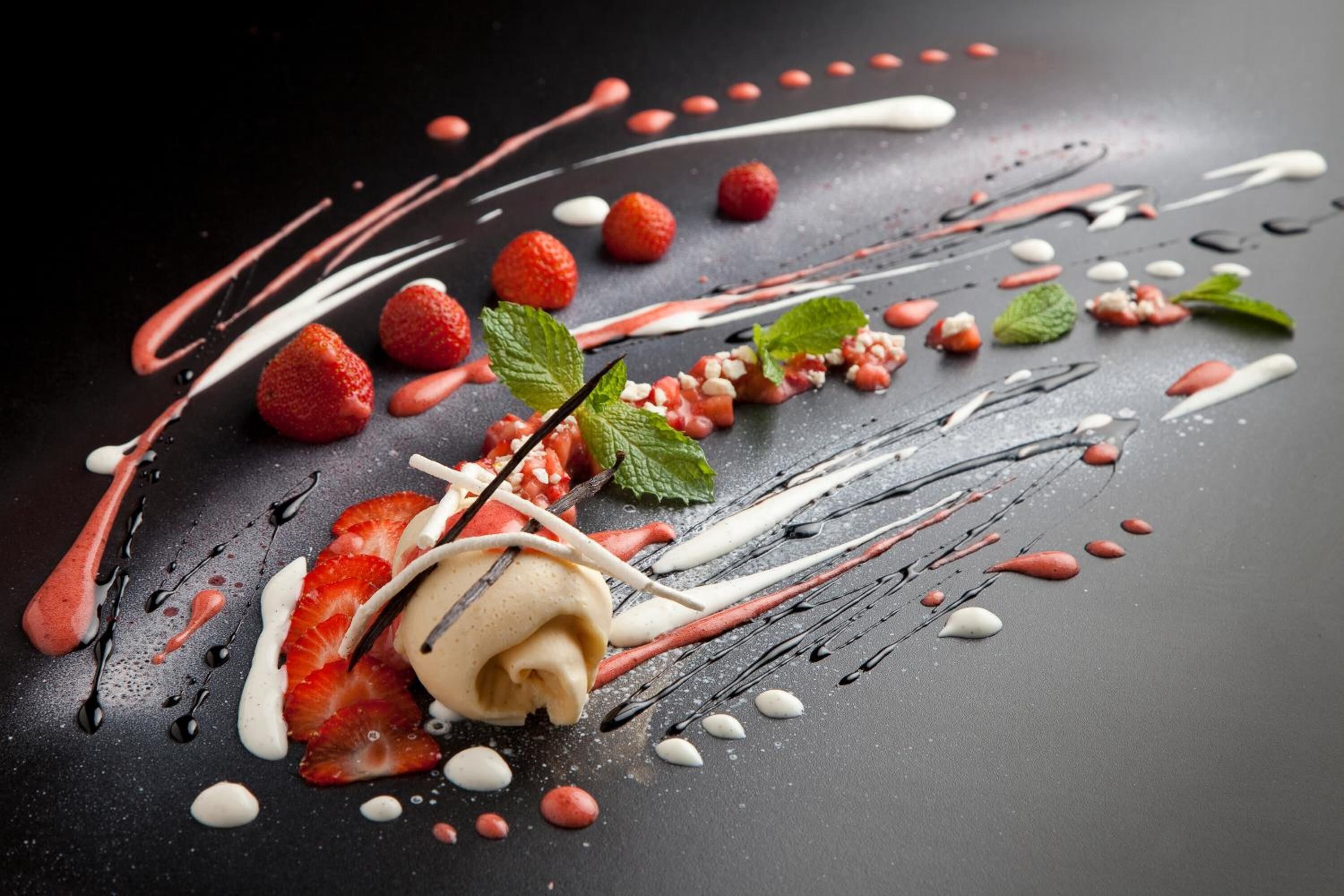 breakfast, lunch, dinner served; french cuisine