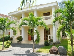 1 Bedroom Beach Villa (Medina 1)