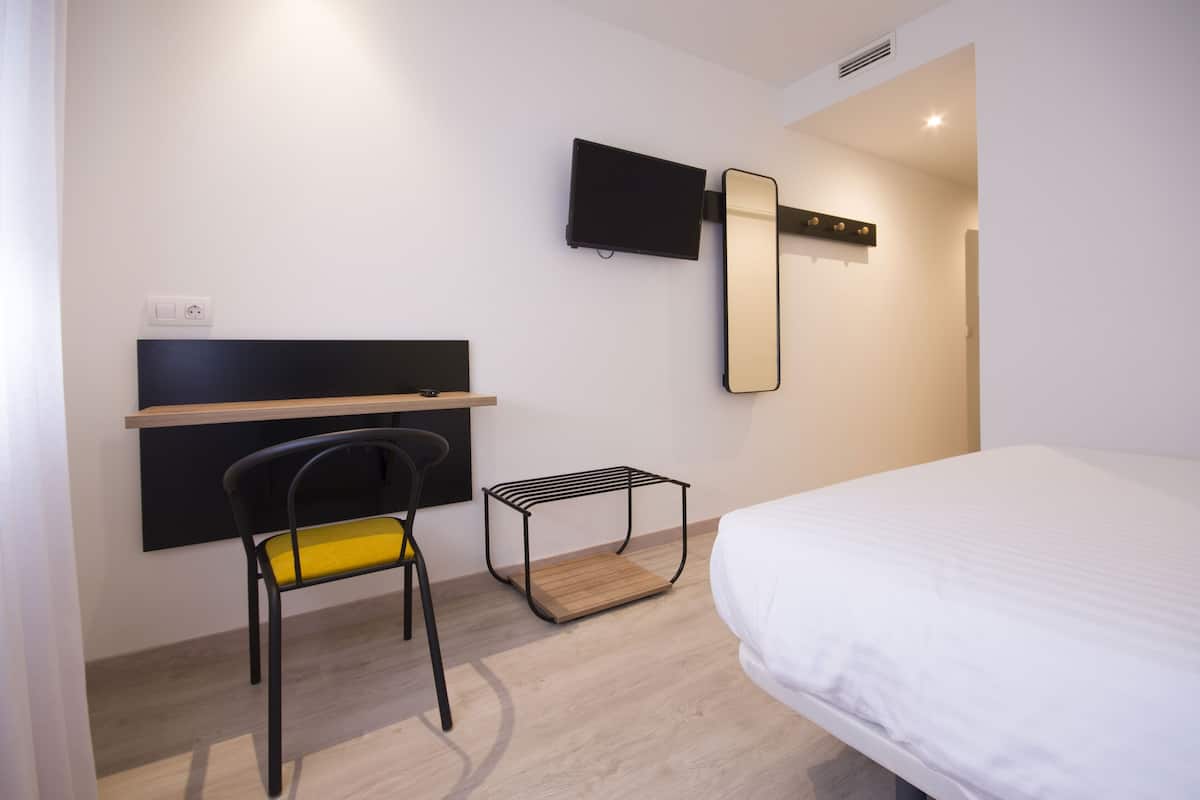 Kamar Double Deluks, 1 Tempat Tidur Double | Meja kerja, Wi-Fi gratis, dan seprai linen