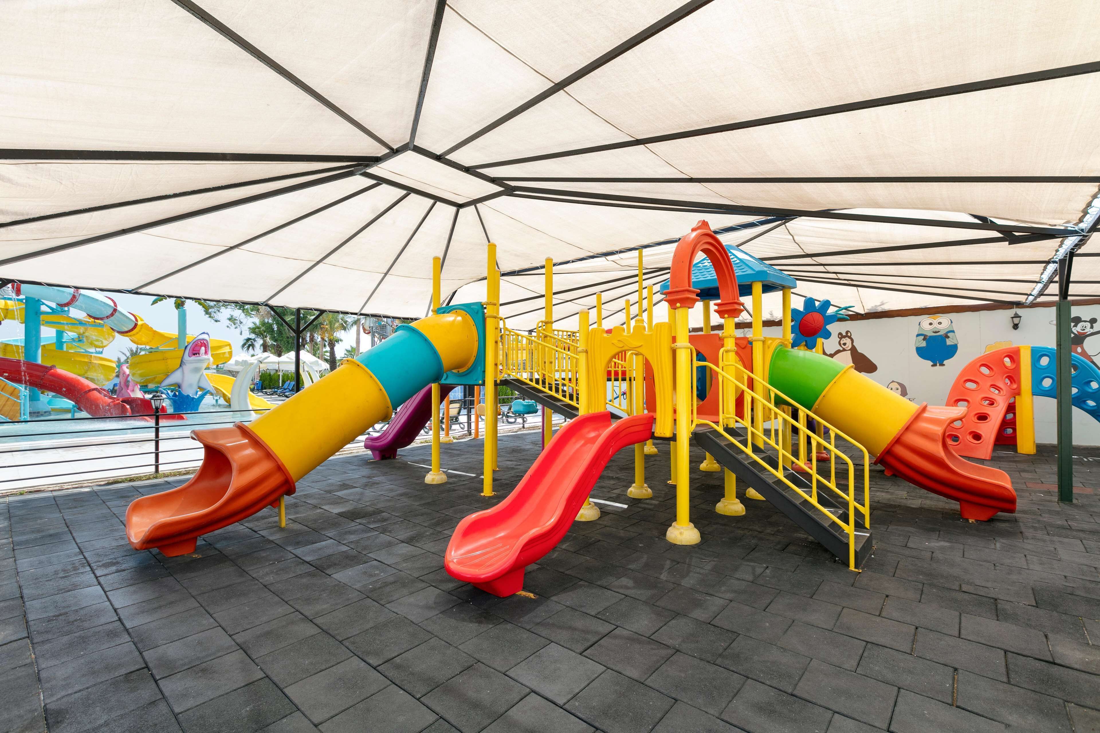 children’s play area – outdoor