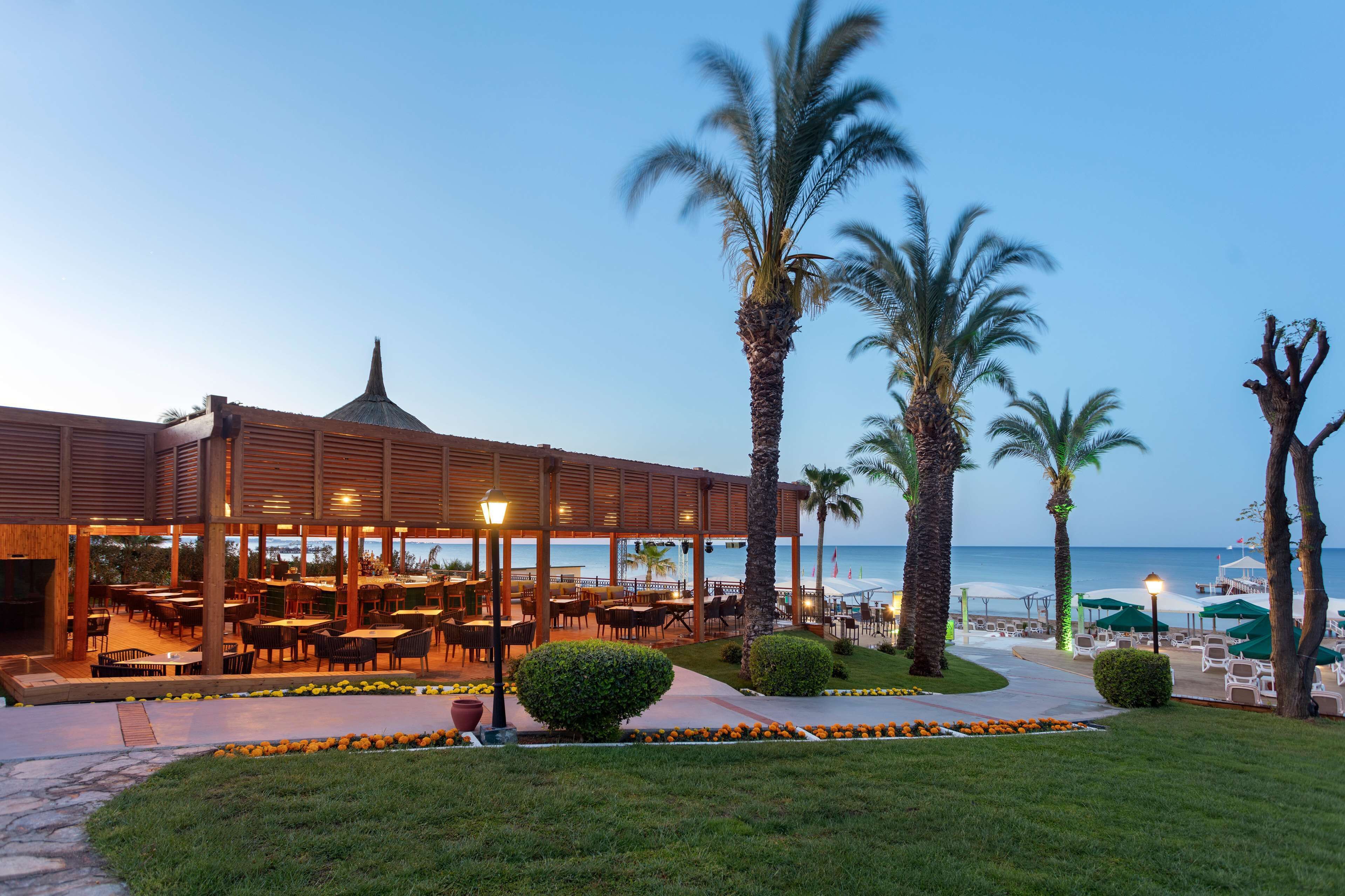 8 bars/lounges, poolside bar, beach bar