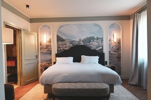 Junior suite | 1 slaapkamer, luxe beddengoed, een minibar, een kluis op de kamer