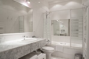 1 bedroom, premium bedding, minibar, in-room safe - Domaine d'Auriac (Carcassonne)