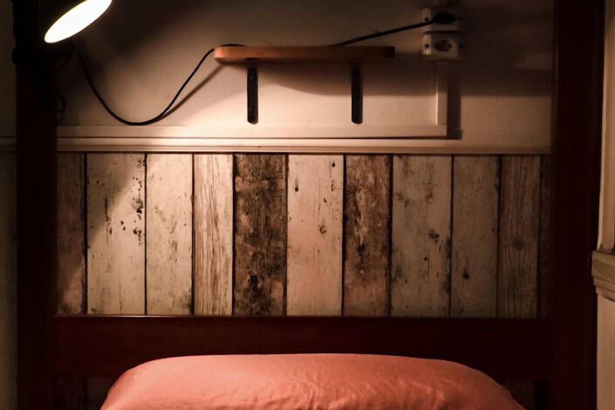 Shared Dormitory, Mixed Dorm (6 Beds) | Premium bedding, in-room safe, iron/ironing board (on request)