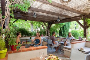 2 veitingastaðir, morgunverður í boði