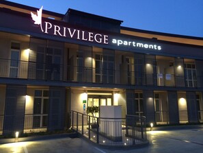 Front of property – evening/night - Privilege Apartments (Vimercate)