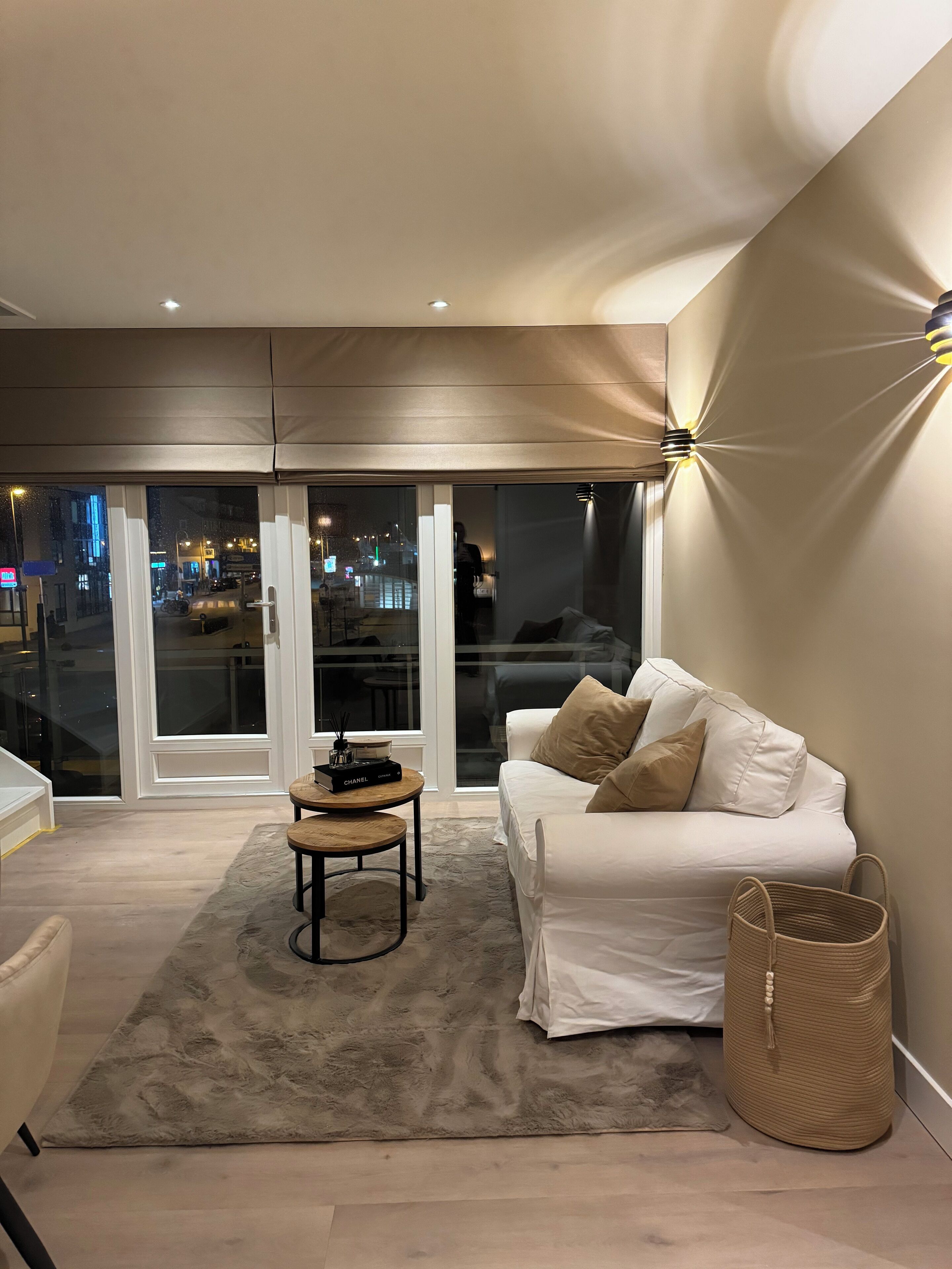 ทีวีจอแบน