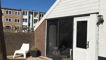 Apartamento, 1 quarto, no piso térreo | Terraço/pátio