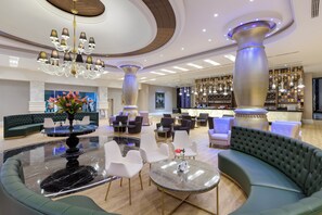 Lobby sitting area - DOBEDAN WORLD PALACE (Kemer)