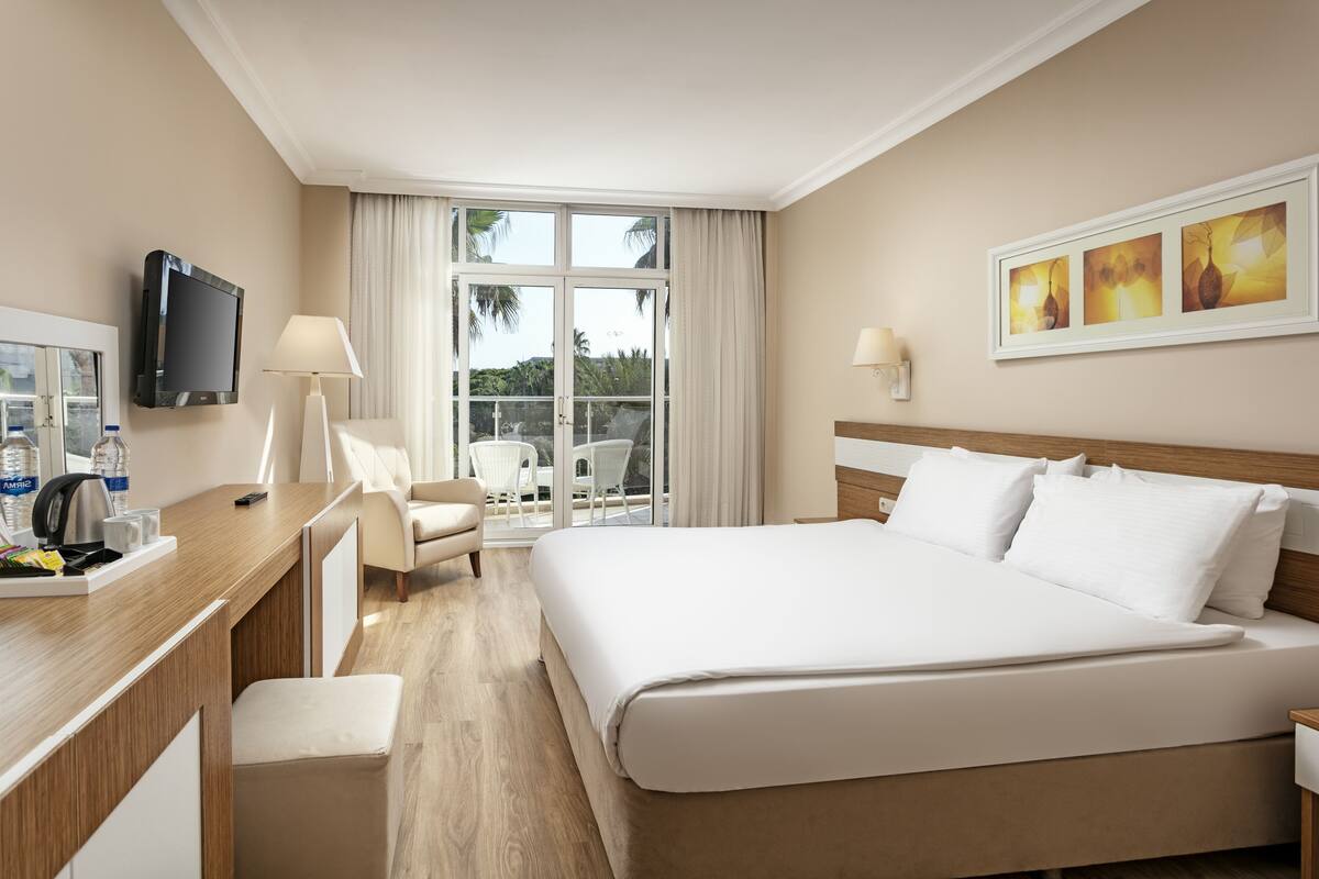 Minibar (free items), in-room safe, desk, laptop workspace