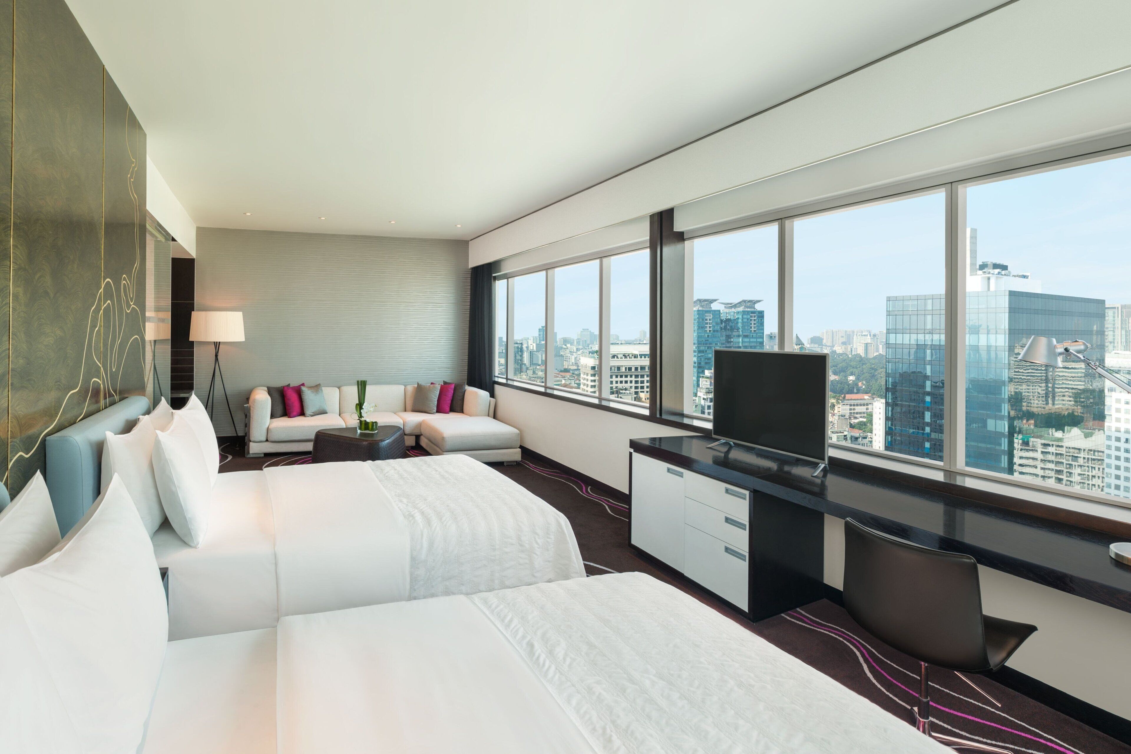 club studio suite, 2 double beds, non smoking | 1 bedroom, premium bedding, down duvets, select comfort beds