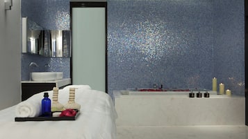 Phòng trị liệu đôi, phòng tắm hơi, bồn tắm thủy lực, phòng xông hơi