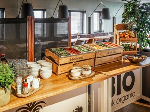 Daily buffet breakfast (EUR 25 per person)